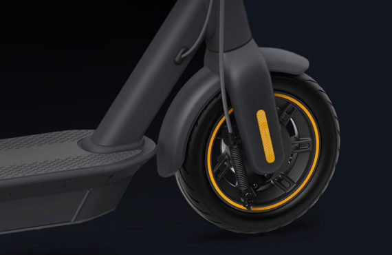 Ninebot G30 Max - Wheel-brake Kickscooter