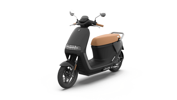 SEGWAY E125S_Phantom-Black-Glossy ELEKTRISCHE SCOOTER